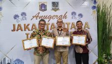 Pertamina Hulu Energi Offshore North West Java  menerima penghargaan ‘Anugerah Jakarta Utara’ dari Pemerintah Jakarta Utara. (Dok. PHE ONWJ)