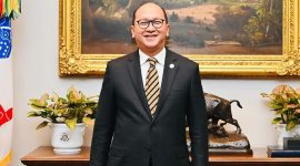 Rosan Roeslani, CEO Danantara, menjelaskan rencana penggunaan dana Patriot Bond Rp50 triliun. (Instagram.com @rosanroeslani)